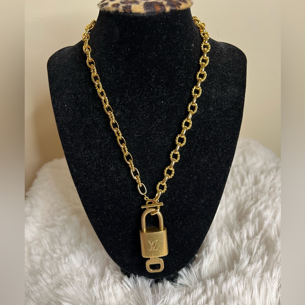 Louis Vuitton Gold Lock and Key necklace